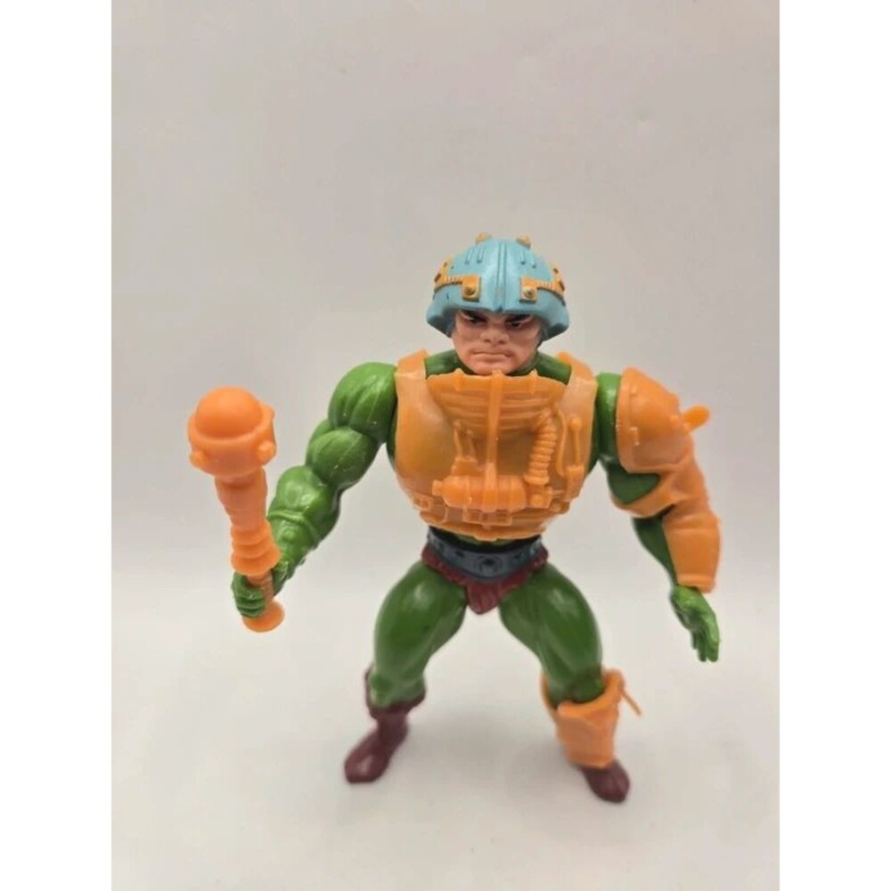 Soft head Man at Arms - Picture 3 of 7